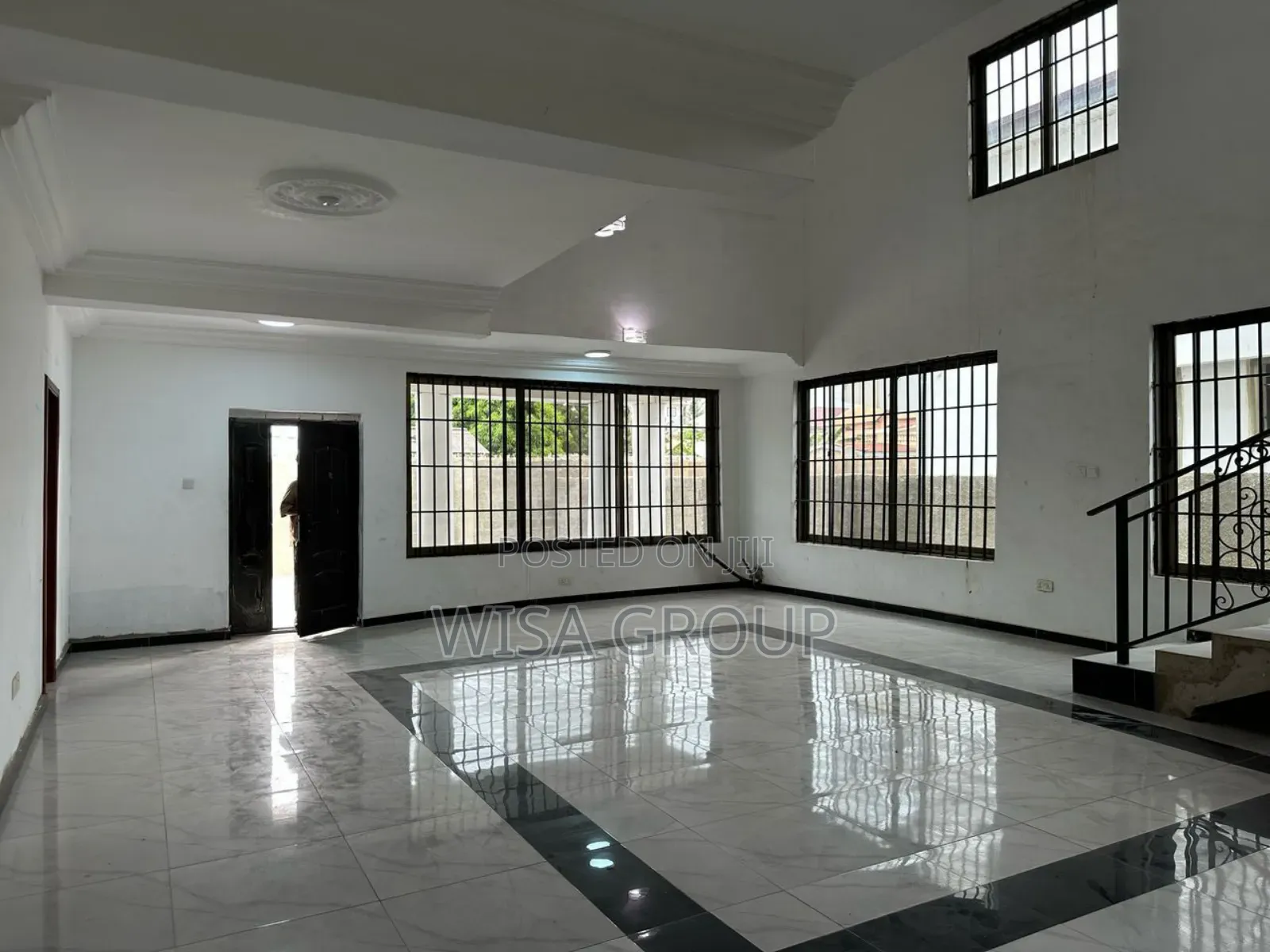 7bdrm Duplex in Wisa Group, Accra Metropolitan for rent
