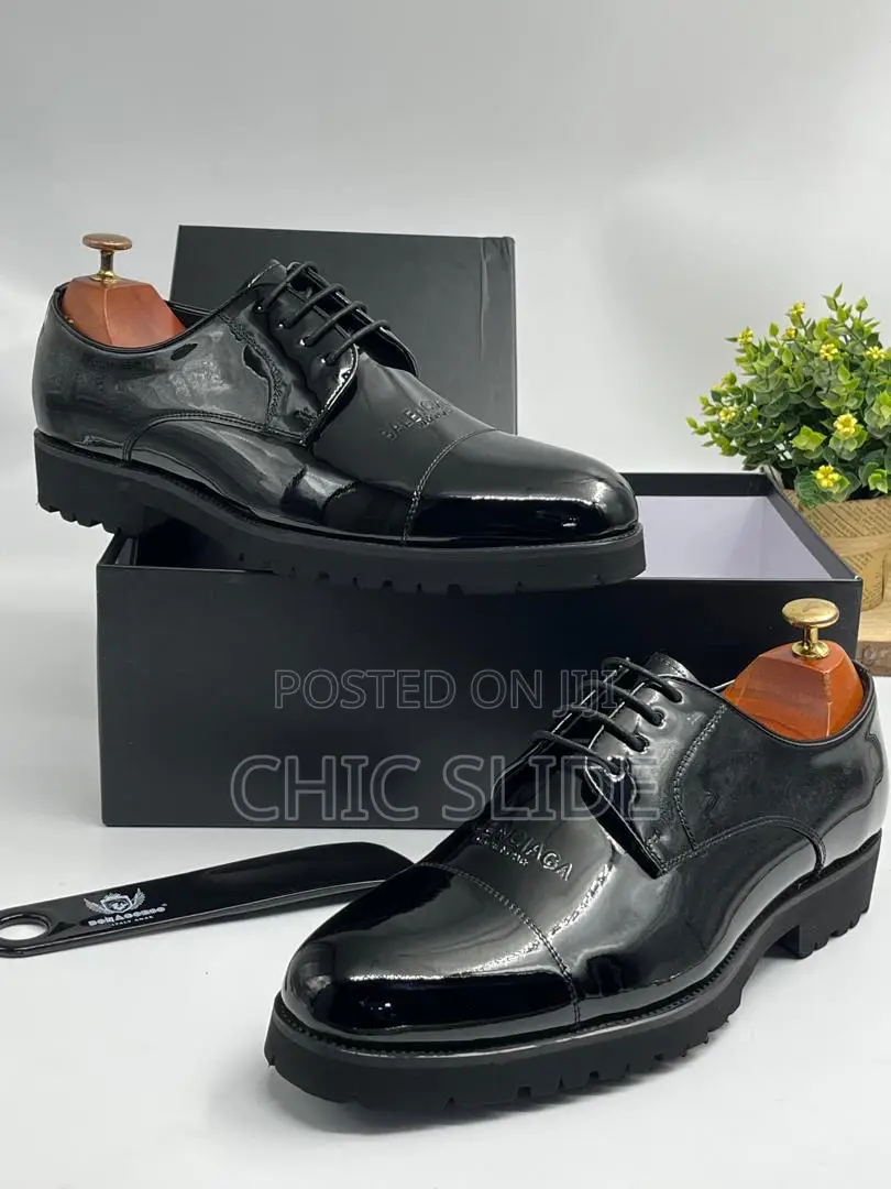 Lace-Up Brogues