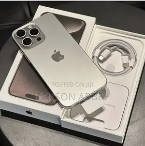 Apple iPhone 15 Pro Max 256 GB Silver