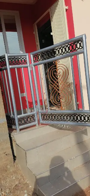 1bdrm Apartment in Chamber And Hall, Spintex for rent