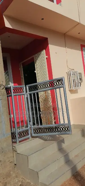 1bdrm Apartment in Chamber And Hall, Spintex for rent