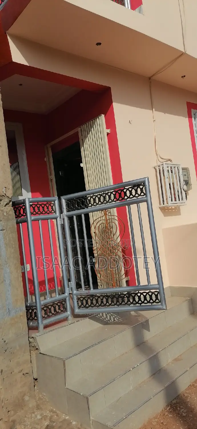 1bdrm Apartment in Chamber And Hall, Spintex for rent