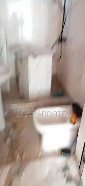 1bdrm Apartment in Chamber And Hall, Spintex for rent