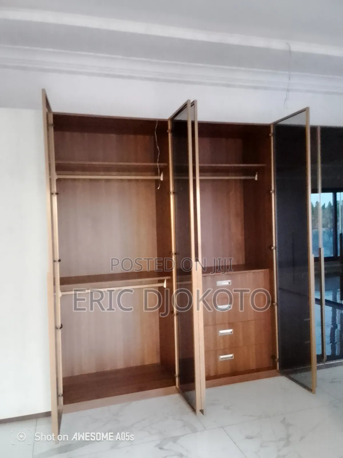 Wardrobe Cabinets With Glass Doors