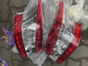 Nissan Sentra 2012-15 Taillight Pair