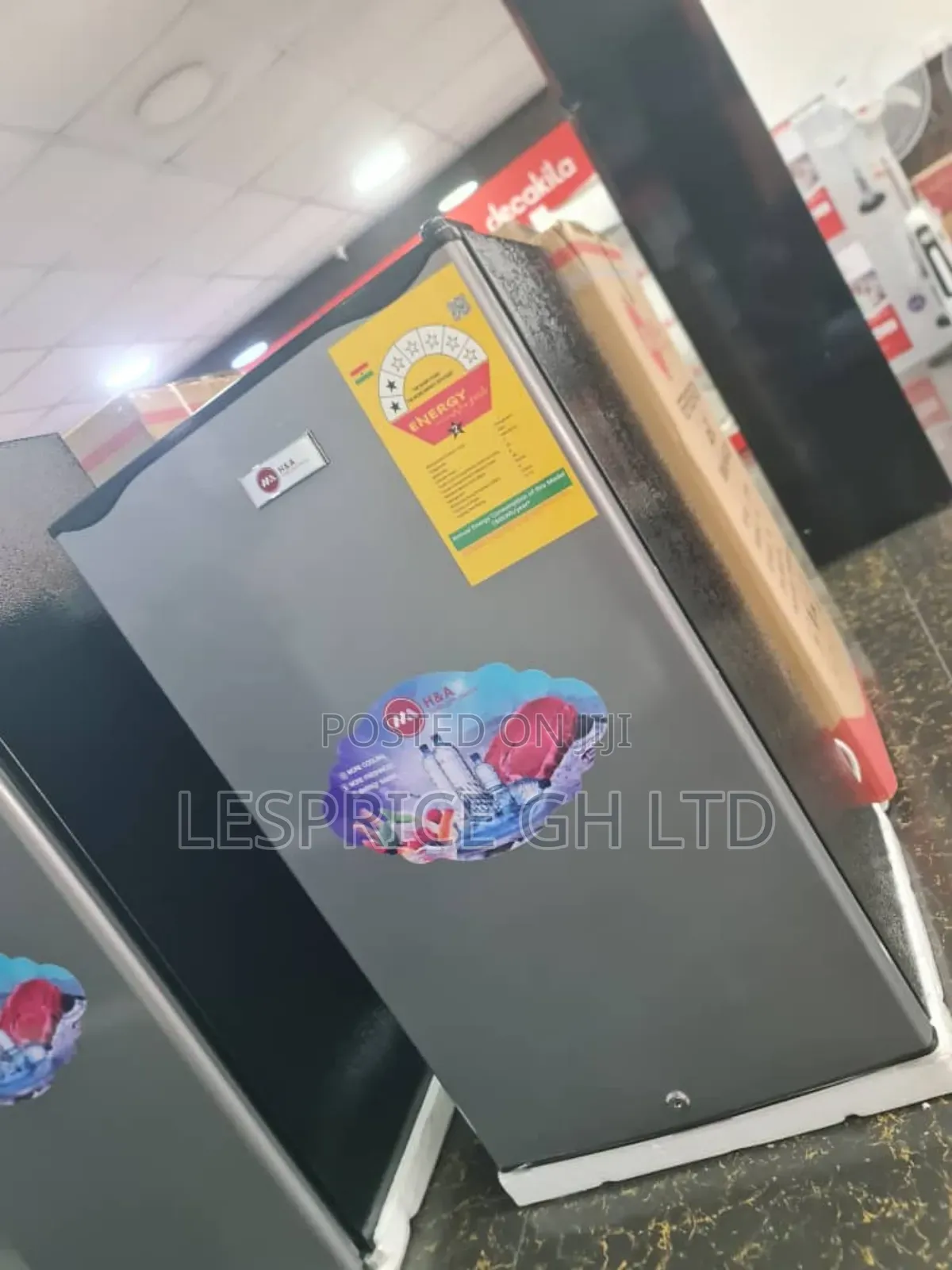 H a 92l Fridge - Small but Mighty