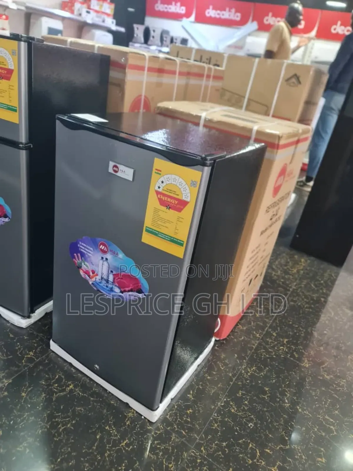 H a 92l: The Coolest Mini Fridge