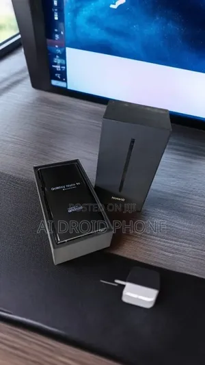 New Samsung Galaxy Note10 256 GB Gold