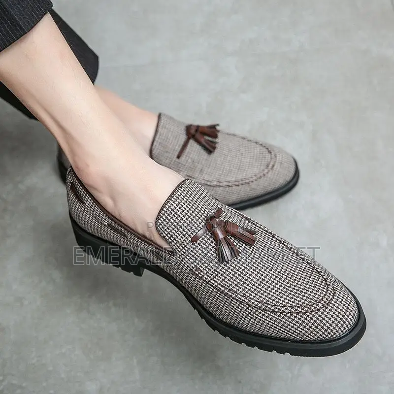 Stylish Men's Suede Loafers – Comfortable and Durable