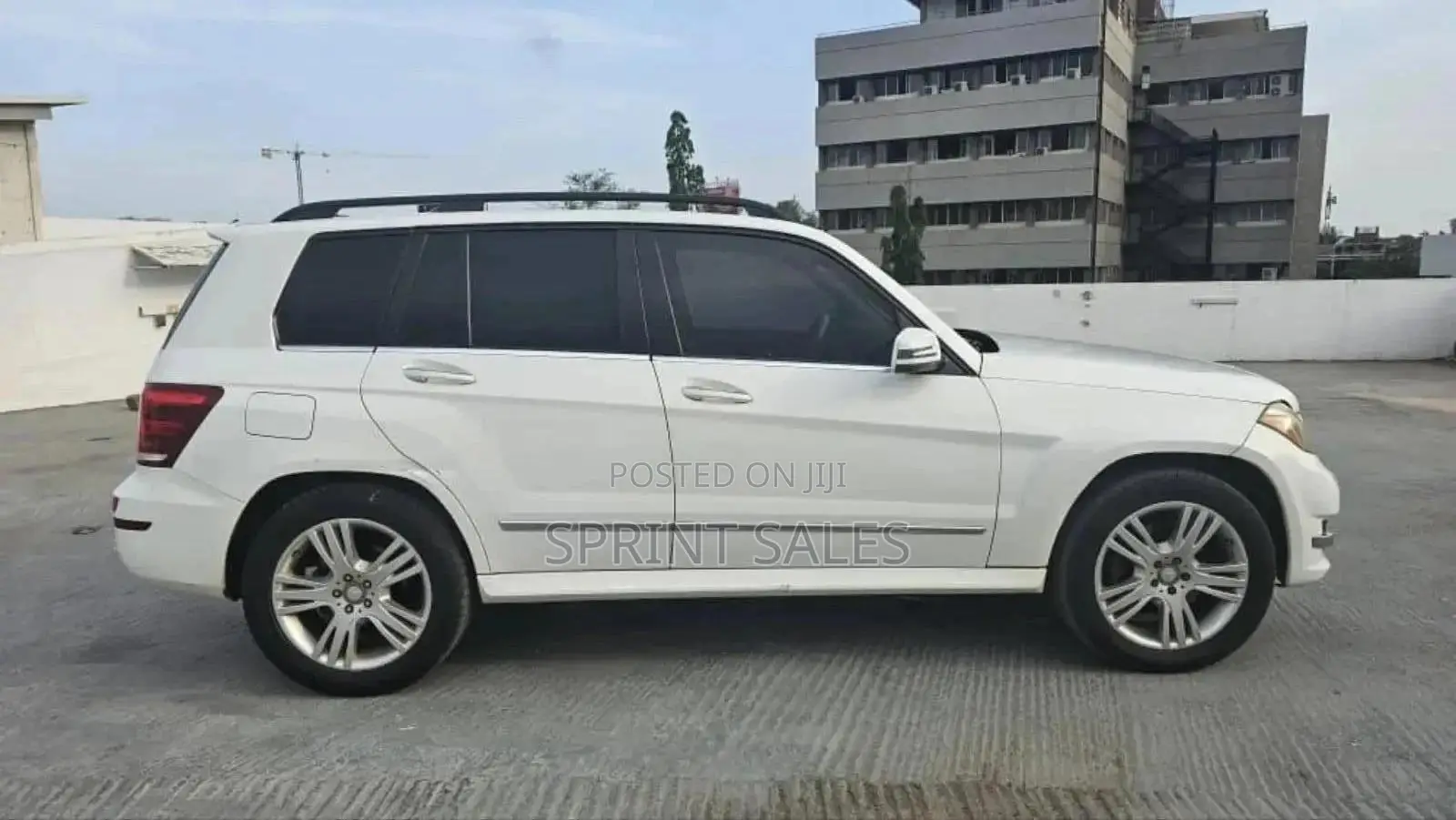 Mercedes-Benz GLK-Class Base GLK 250 BlueTEC 4dr AWD 4MATIC (2.1L 4cyl)