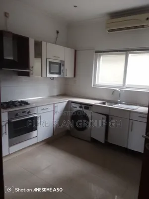 4bdrm House in Airport View Hotel for rent