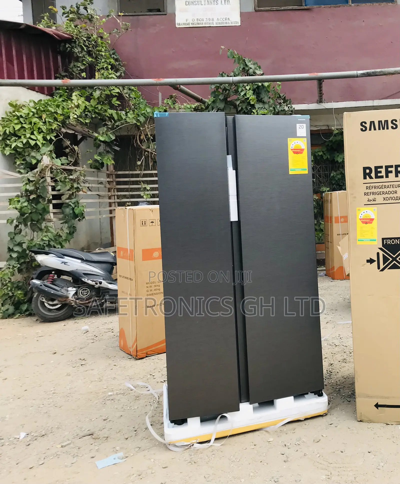 Authentic Samsung Grey Doubledoor Sidebyside 583 Liters