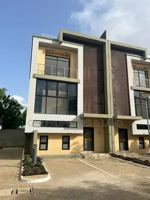 4bdrm House in Cantonments, DVLA Area for rent