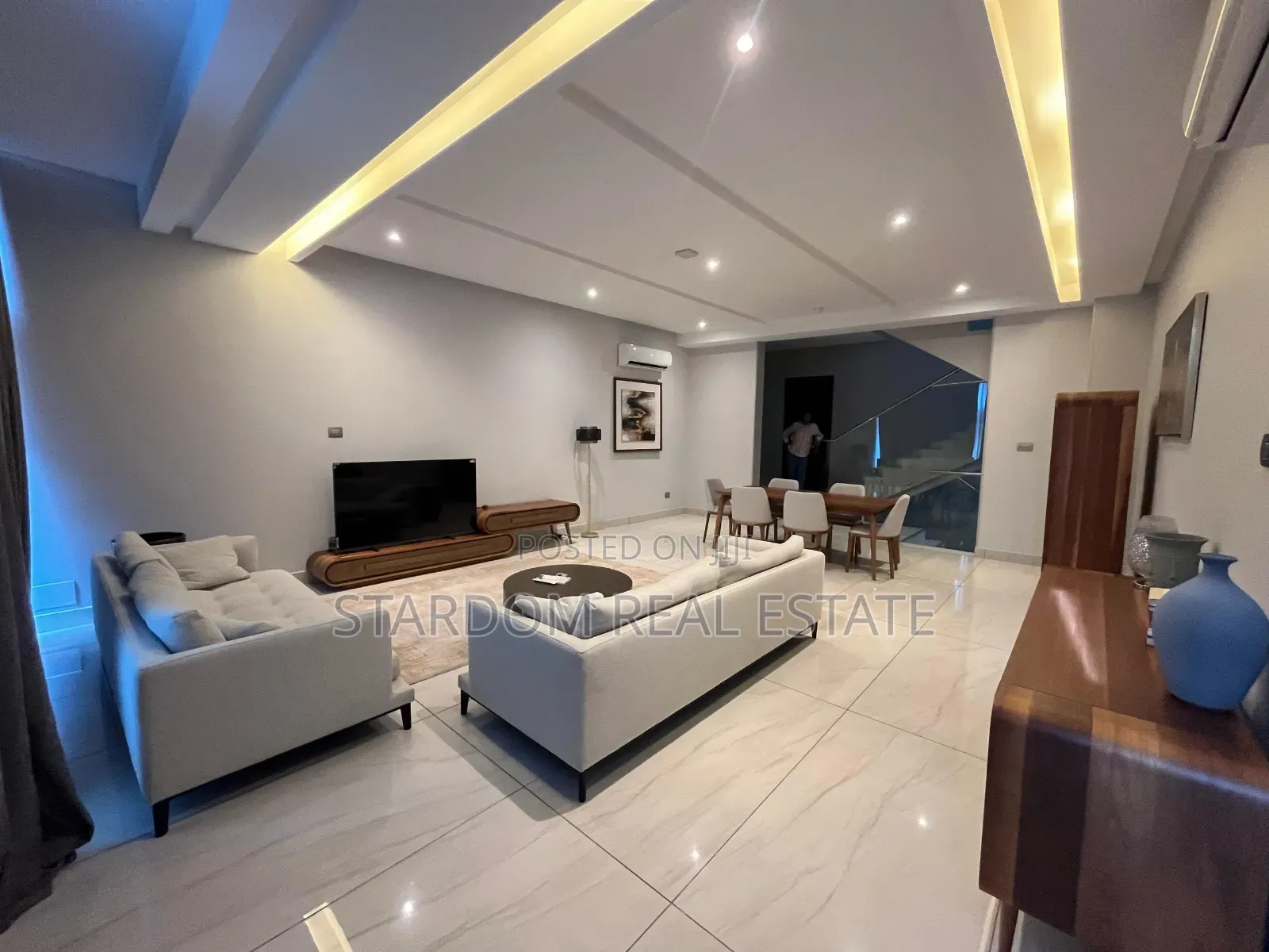 Furnished 4bdrm Townhouse / Terrace in East Legon for rent