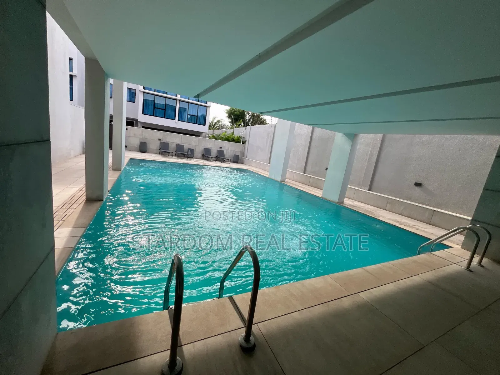 Furnished 4bdrm Townhouse / Terrace in East Legon for rent