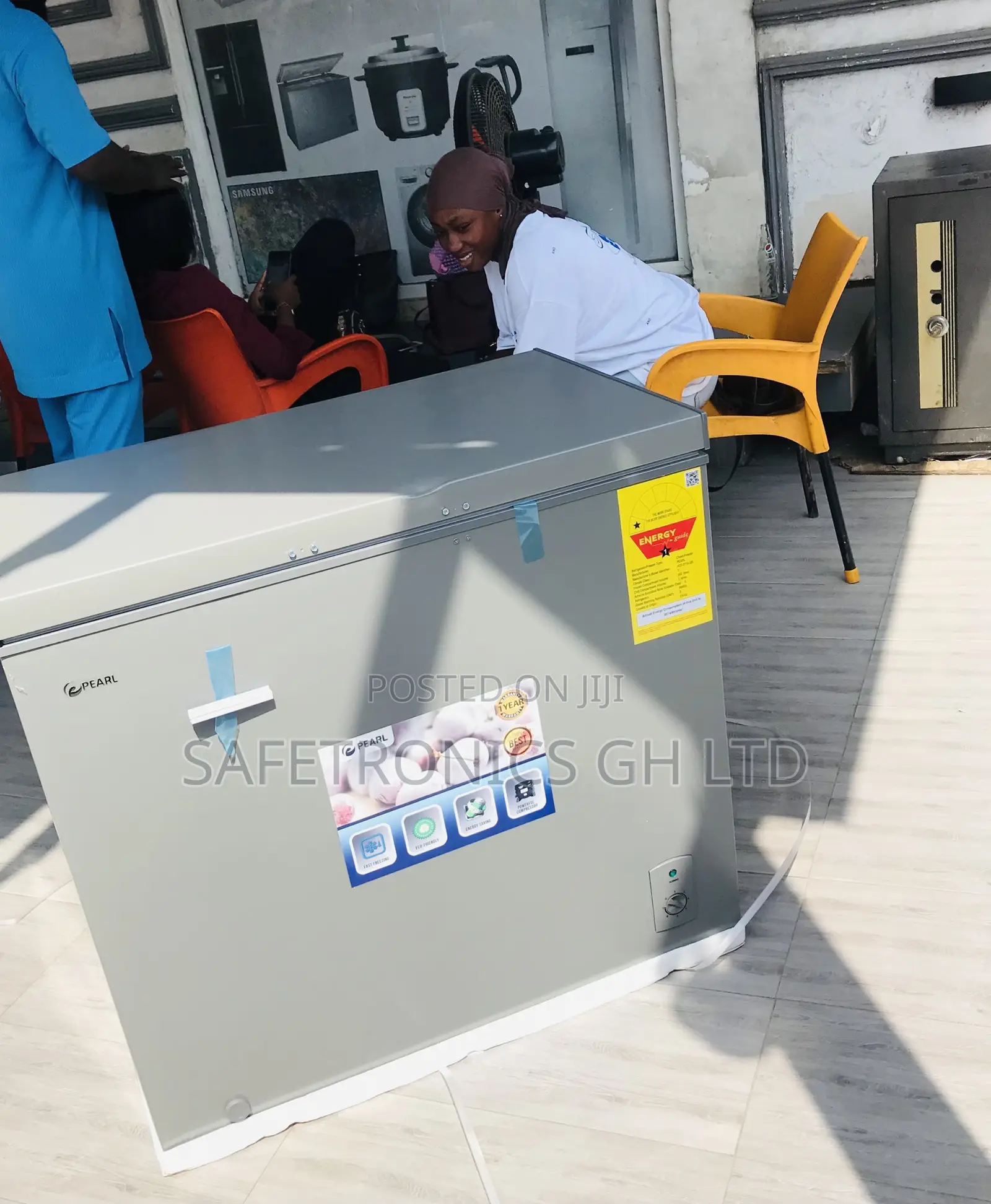 Kindly Choose 200 Liters Singledoor Pearl Grey PCF-240