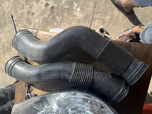 Mercedes Benz Gl V8 Air Hose