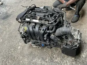 Clean Hyundai Elantra Engine and Gearbox (2011-2016) All Engine Parts;