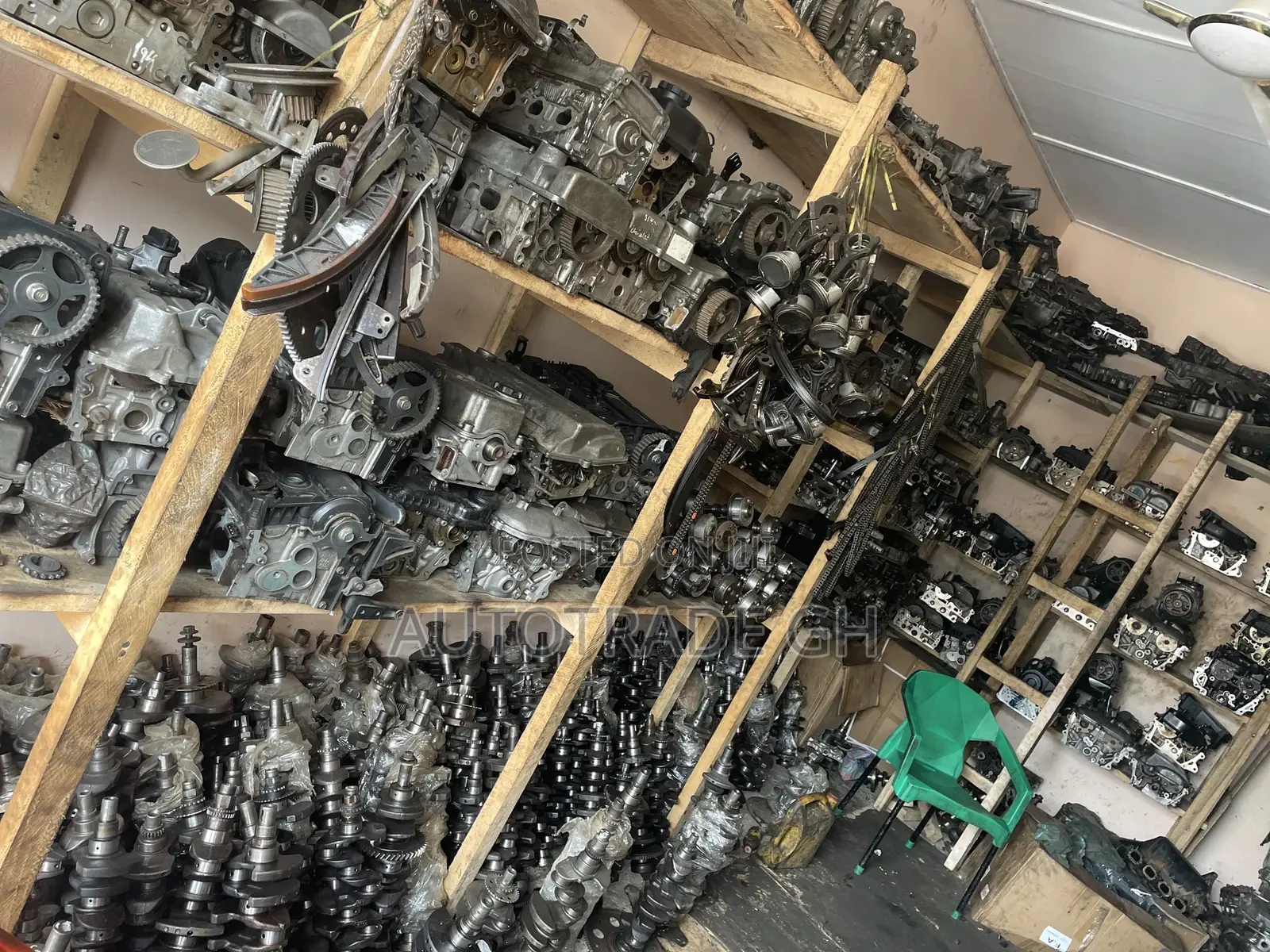 Clean Hyundai Elantra Engine and Gearbox (2011-2016) All Engine Parts;