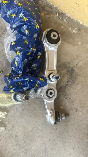 C300 W204 Low Arm