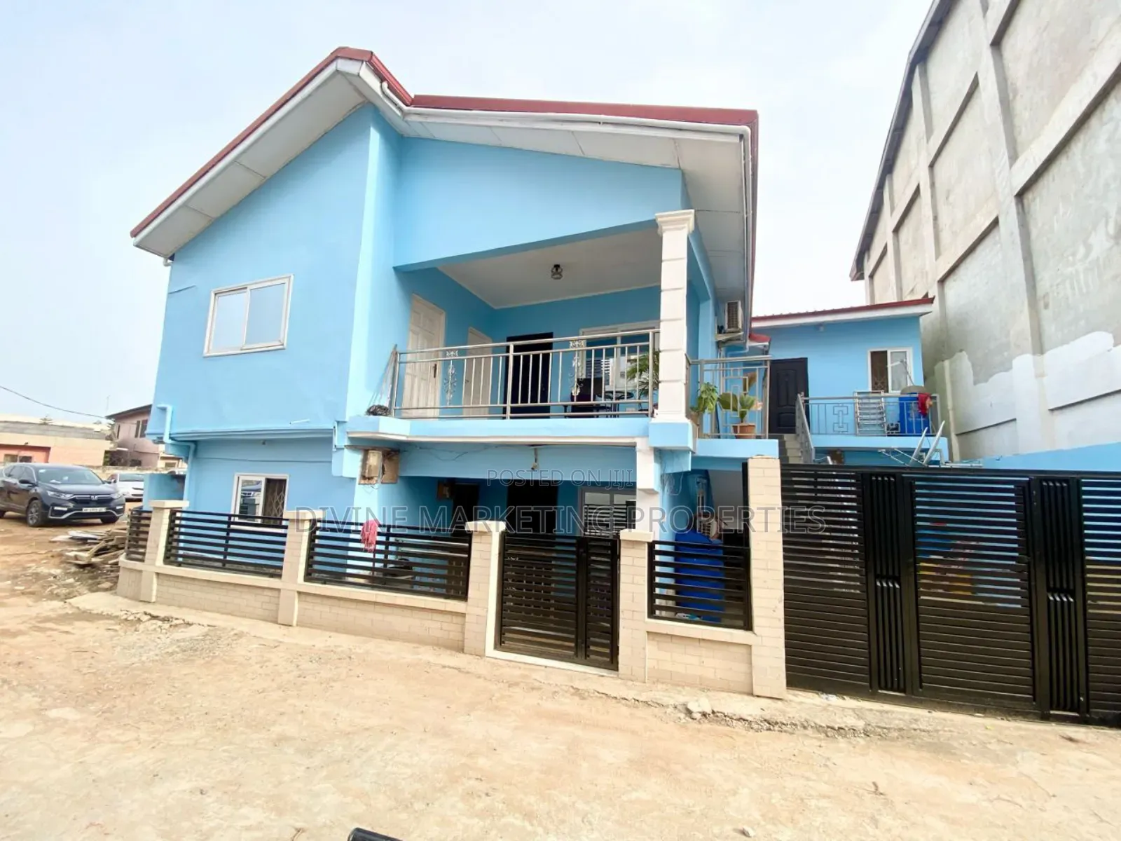 4bdrm Apartment in Spintex for sale