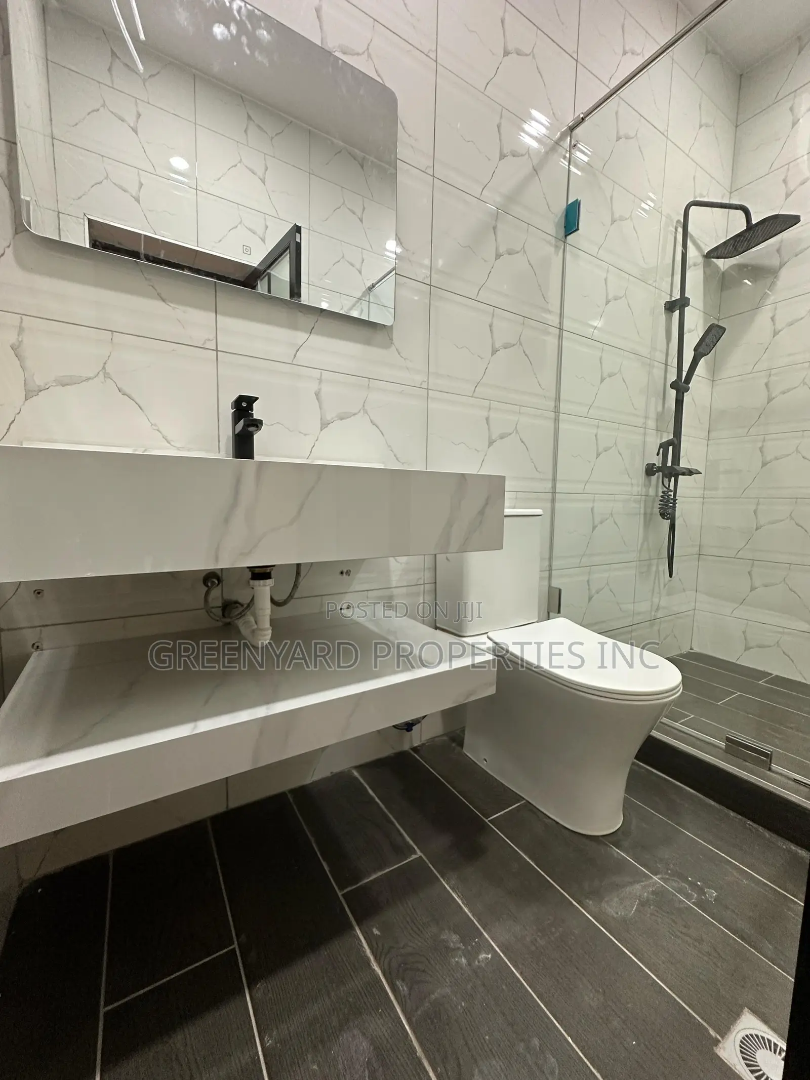 4bdrm House in Lakeside for sale