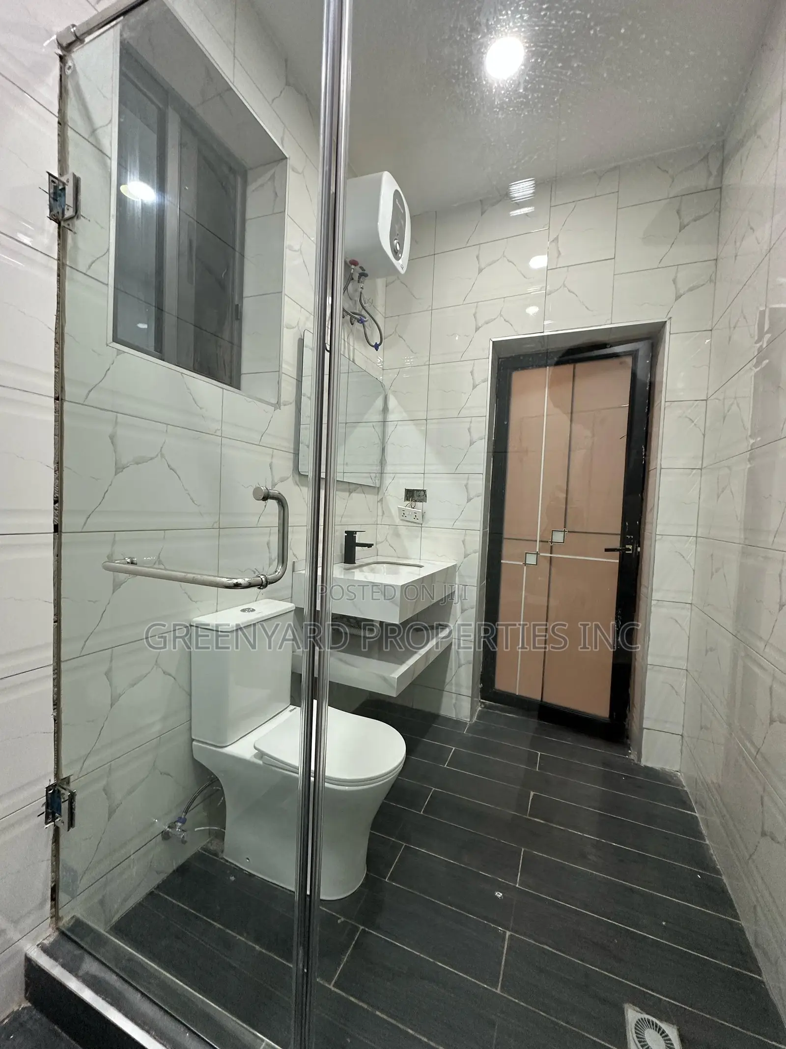 4bdrm House in Lakeside for sale