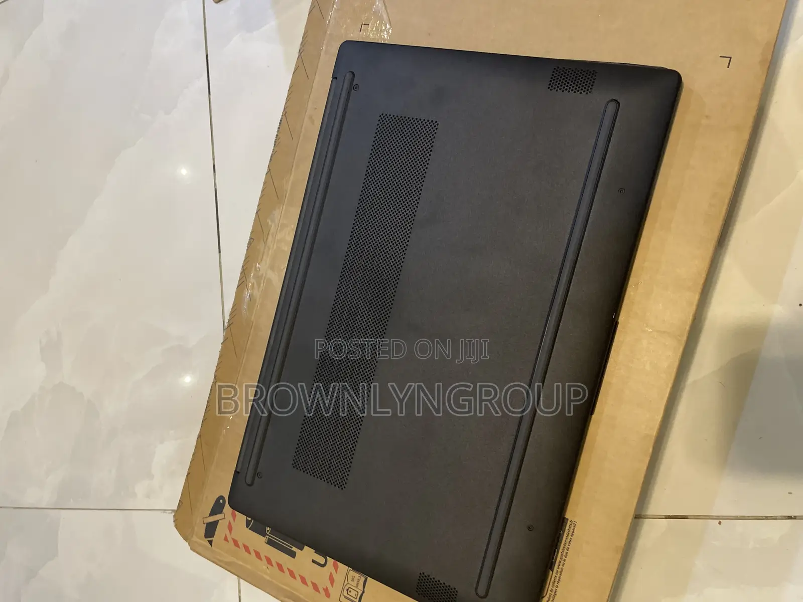 New Laptop HP 4GB AMD Ryzen 3 SSD 256GB