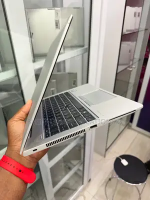 Laptop HP EliteBook 840 G6 8GB Intel Core I5 SSHD+SSD 256GB