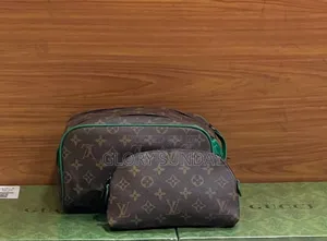 Classy Handbag for Beautiful Ladies.