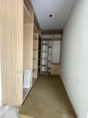 4bdrm House in East, Airport Residential Area for sale