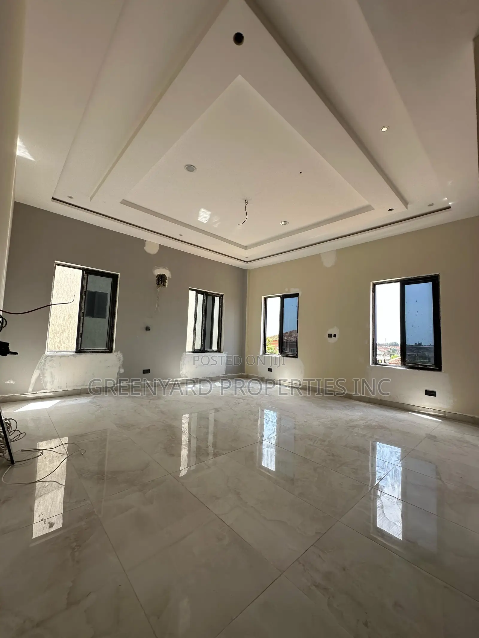 4bdrm House in East, Airport Residential Area for sale