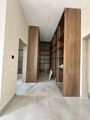 4bdrm House in East, Airport Residential Area for sale