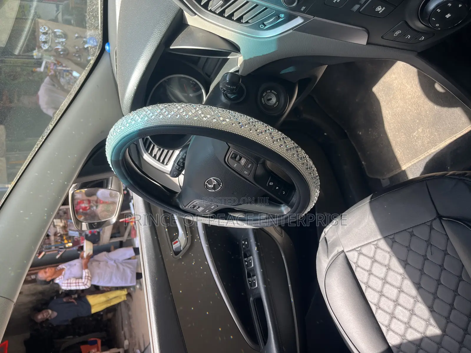 Original Hyundai Toyota Nissan Honda Shinning Steering Cover