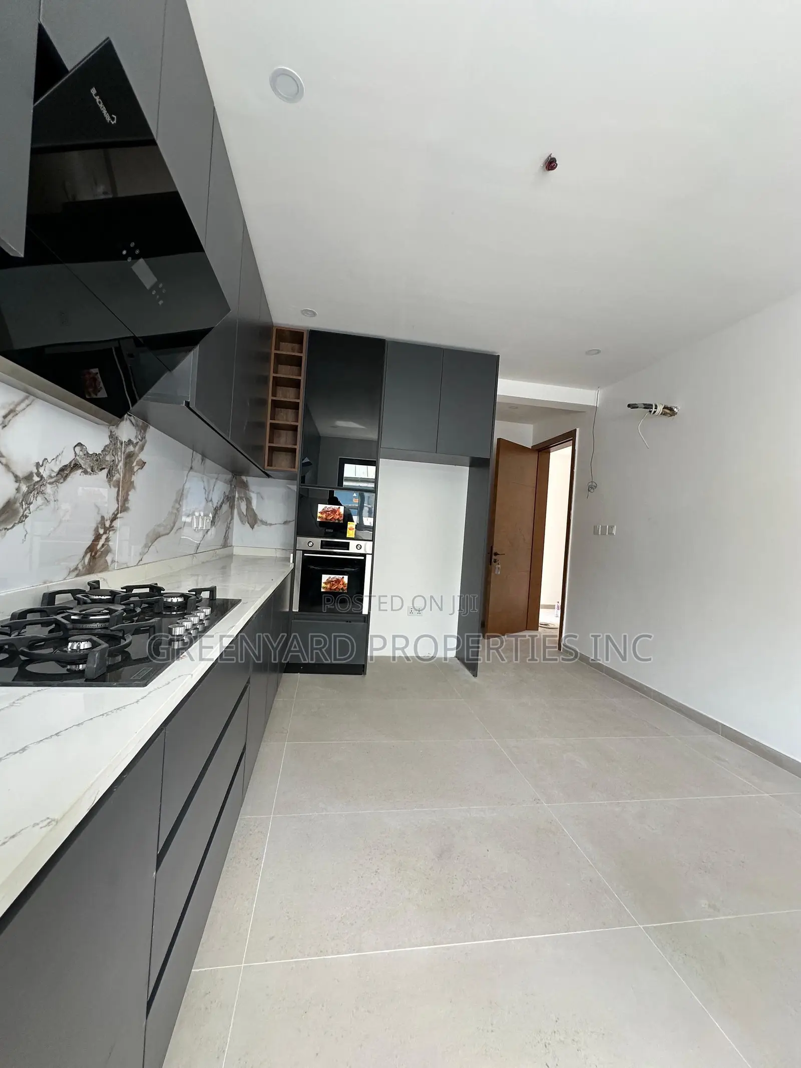 5bdrm House in Spintex for sale