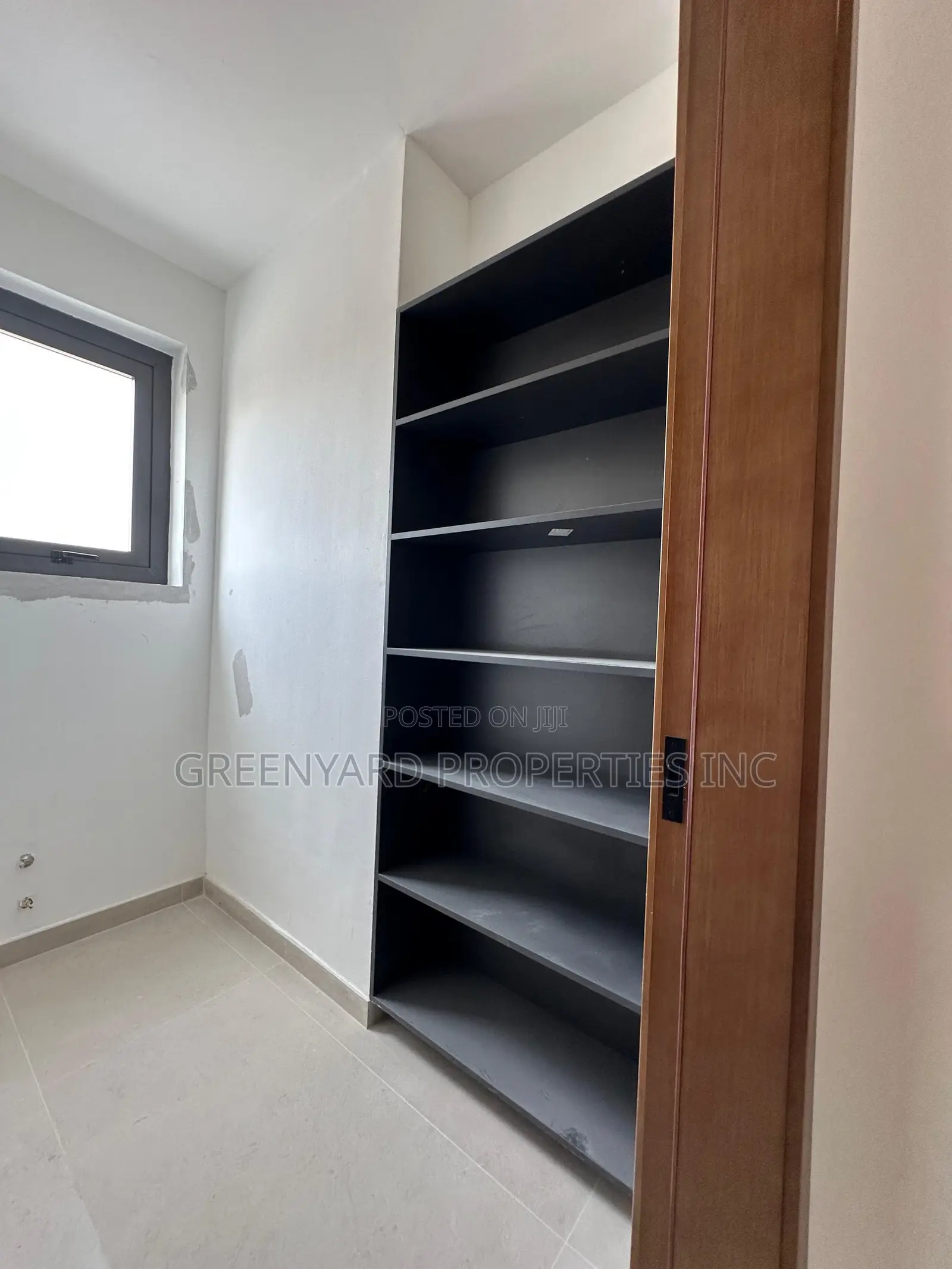 5bdrm House in Spintex for sale