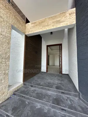 5bdrm House in Spintex for sale