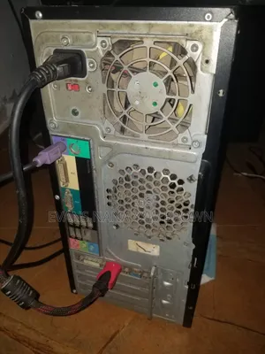 Desktop Computer Dell Vostro 470 8GB Intel Core I7 HDD 500GB