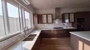 4bdrm House in Airport Residential Area for rent