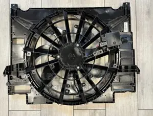 Range Rover Velar 2017,2018,2019,2020 Radiator Fan