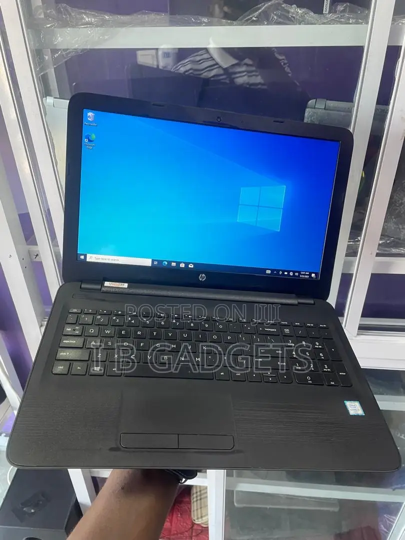 Laptop HP 15 8GB Intel Core I3 HDD+SSD 500GB