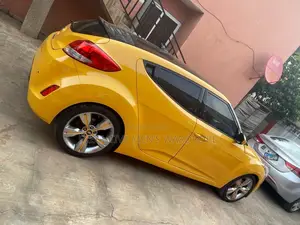 Hyundai Veloster Automatic 2012 Yellow