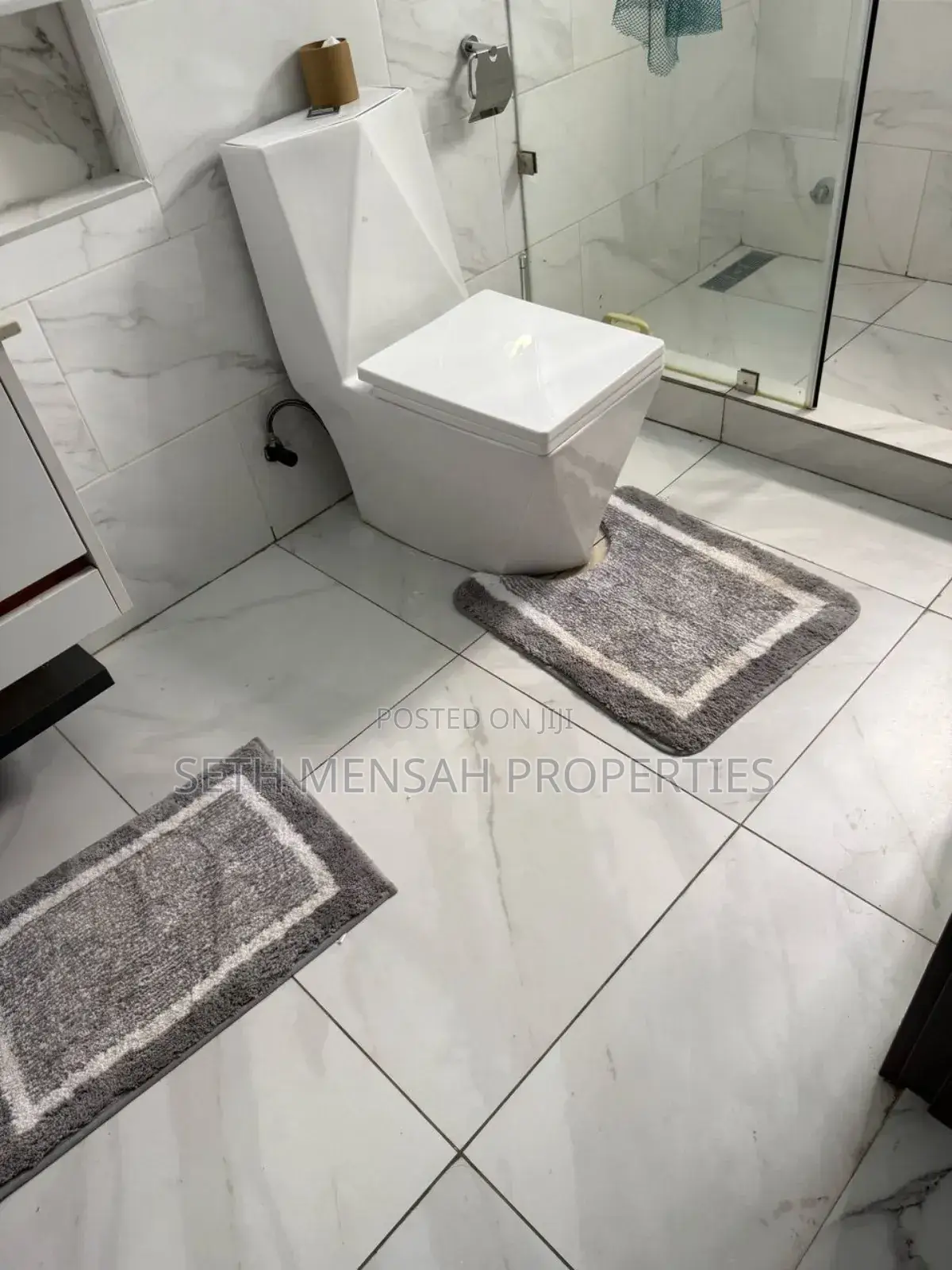 Furnished 4bdrm House in East Legon for sale