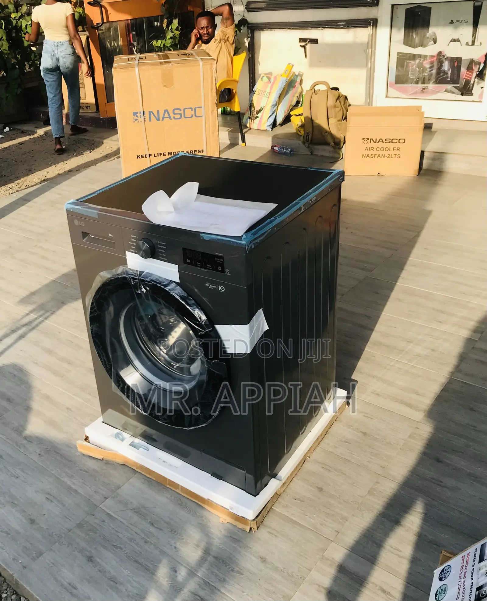 Sleek Lg 8kg Fully Automatic Electric Washing Machine.