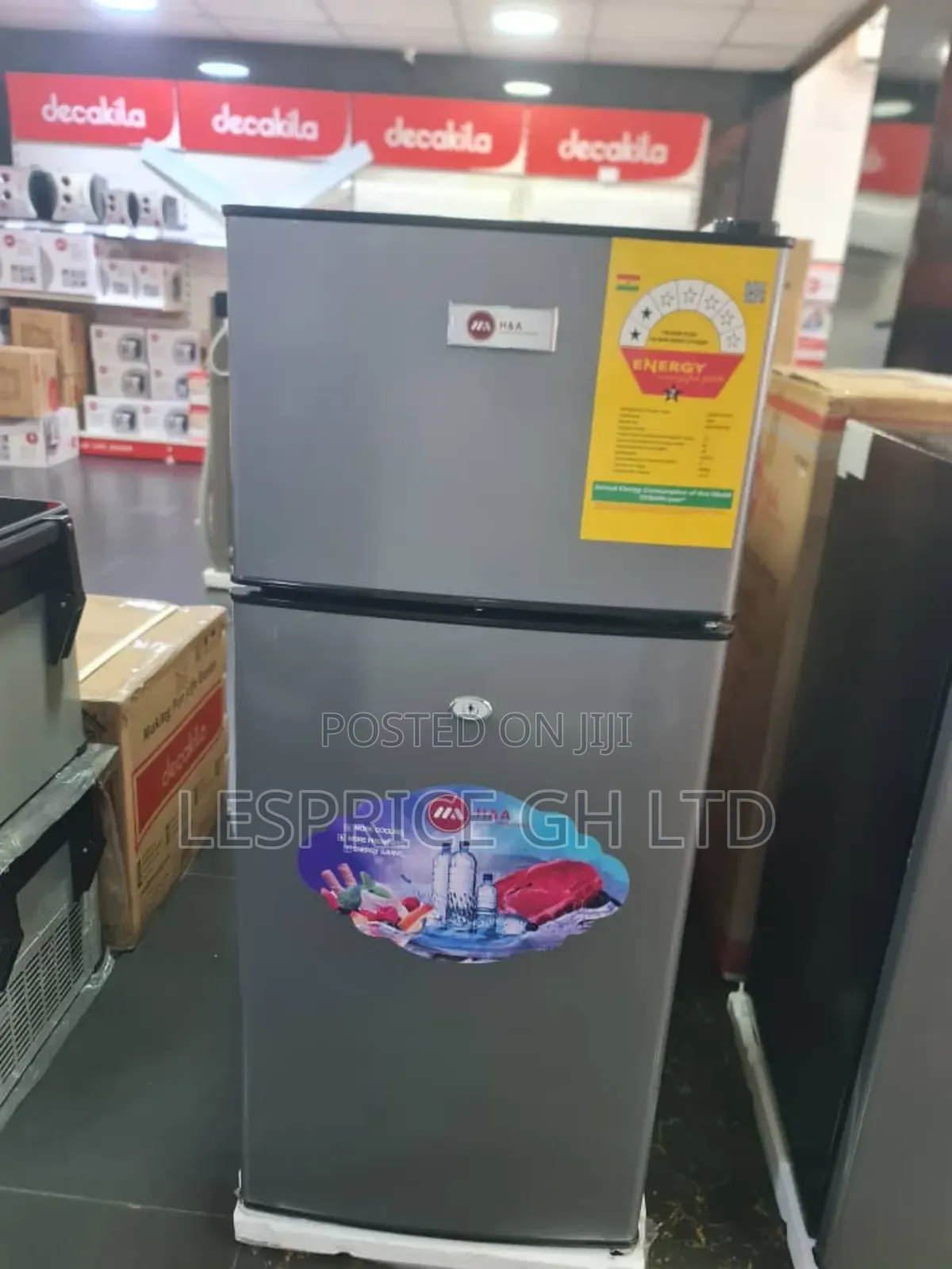 H a Top Freezer Fridge: Modern Gray/Back