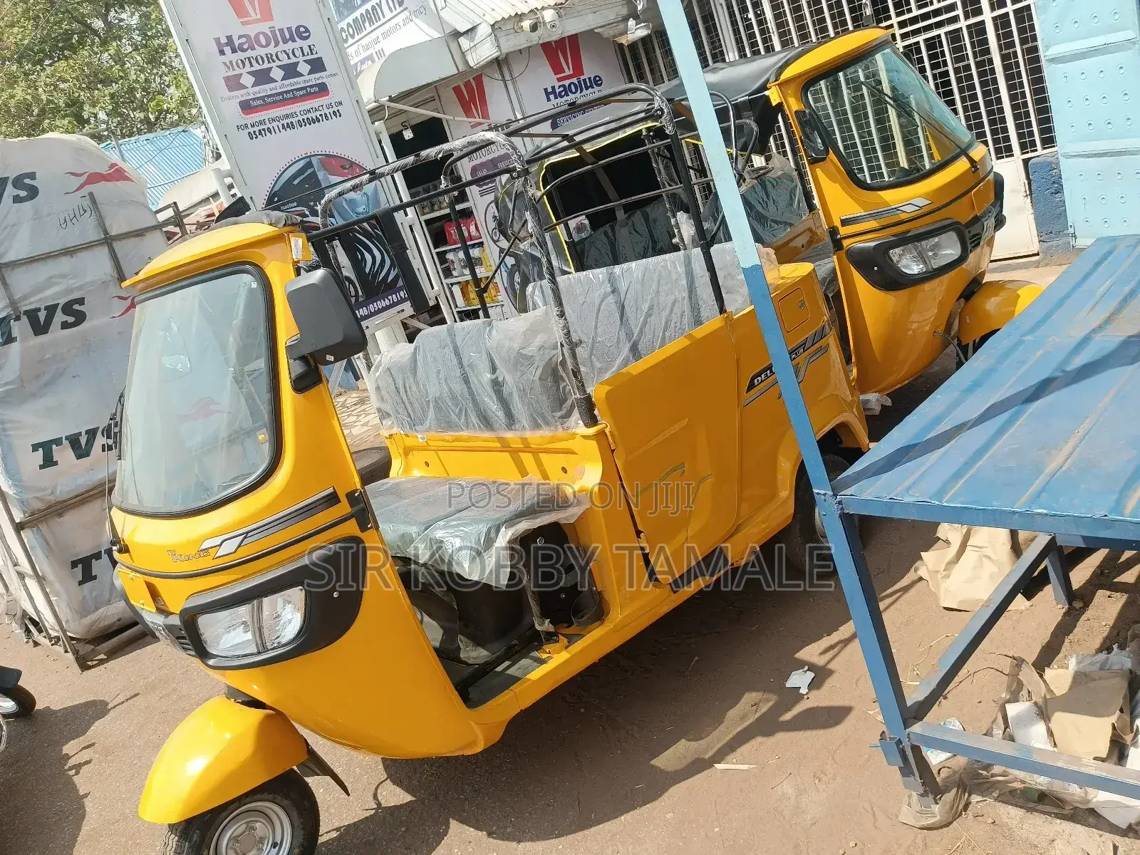 New TVS King Deluxe Plus iTouch Start 2025 Yellow