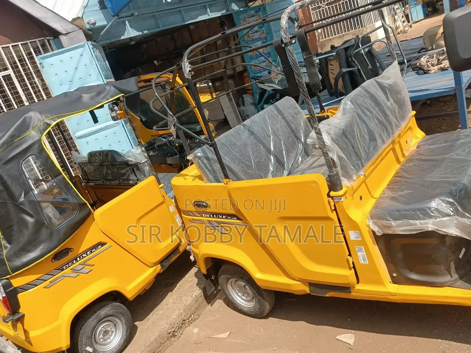 New TVS King Deluxe Plus iTouch Start 2025 Yellow