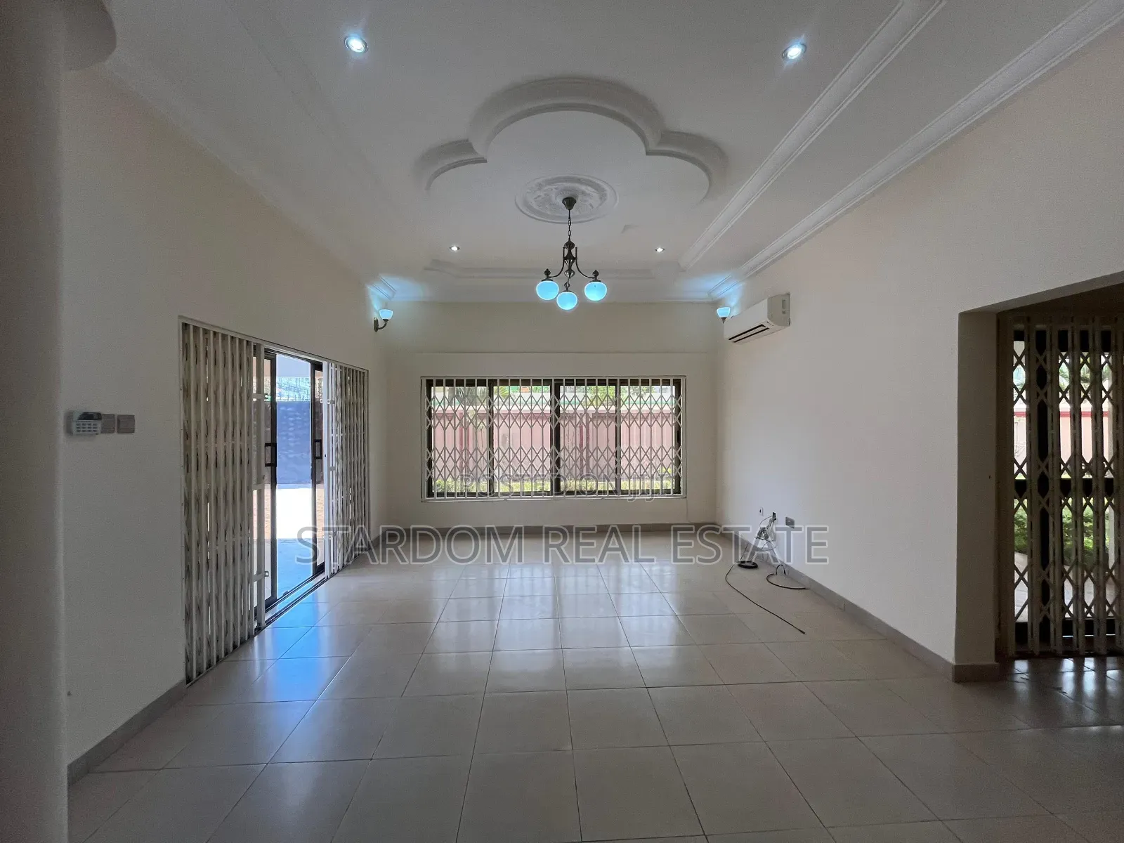 3bdrm House in Trassacco Area, East Legon for rent