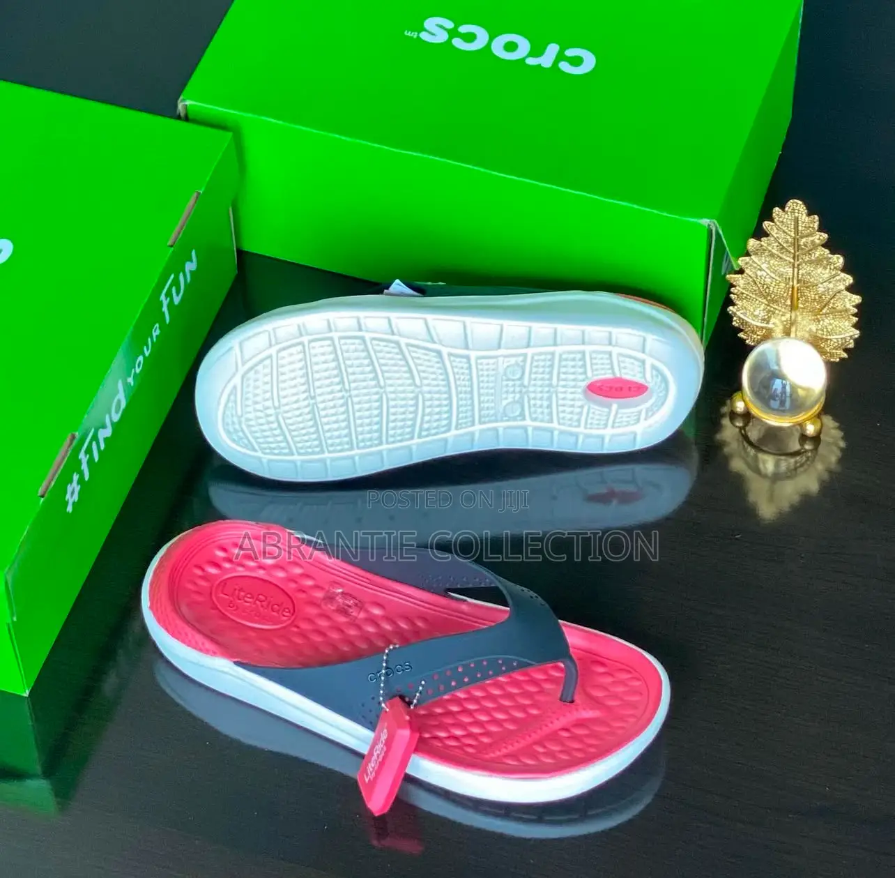 Crocs Lite Ride Flip Slides