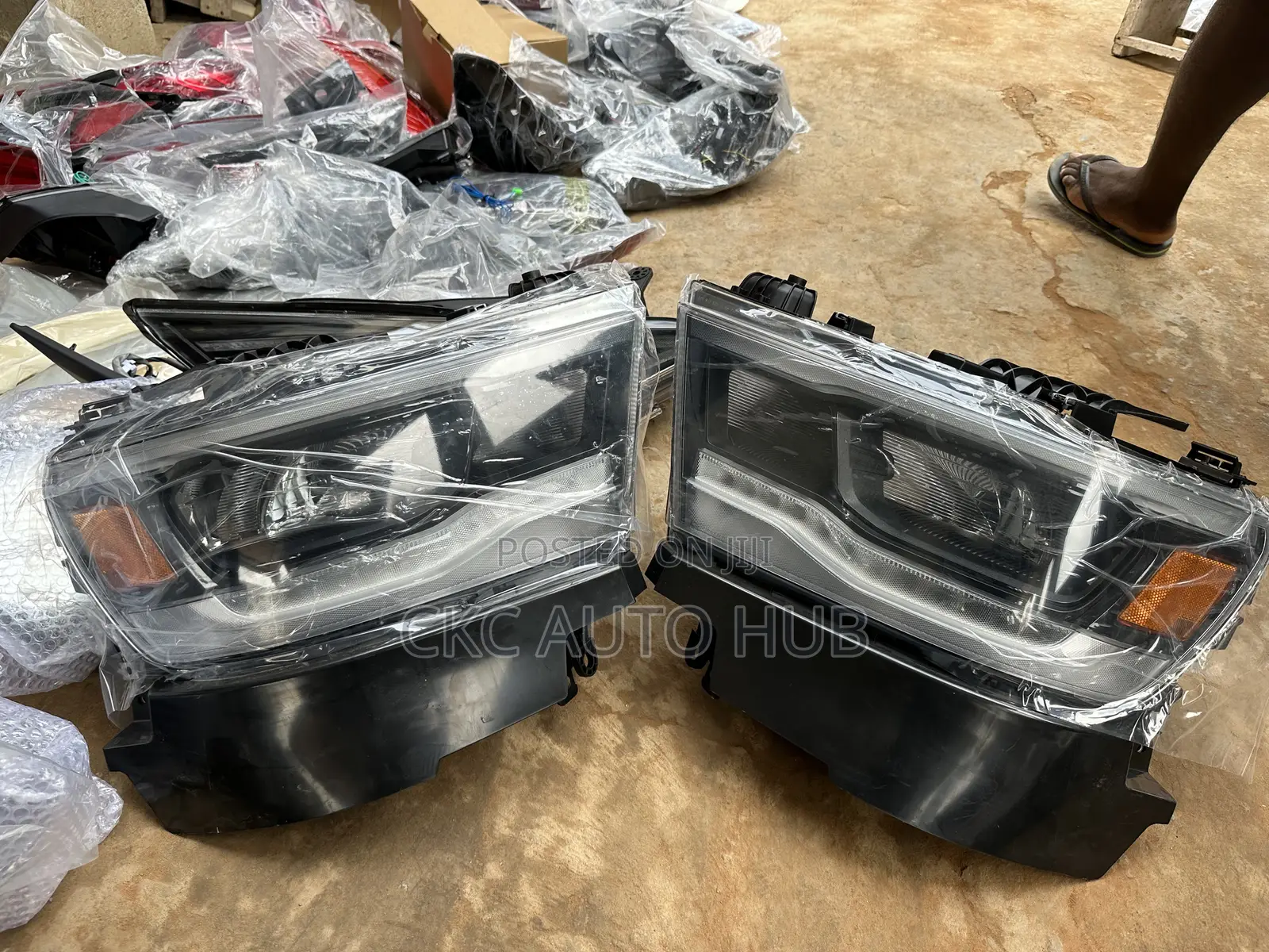 Ram 1500 2018 2019 2020 Headlight